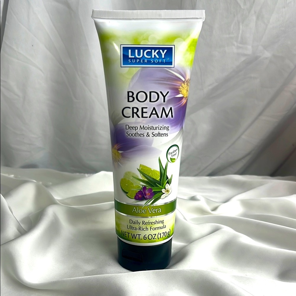 Lucky Super Soft Aloe Vera Body Cream Deep Moisturizing Soothes &‎ Softens